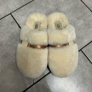 UGG Soft Cream Fleece Slippers